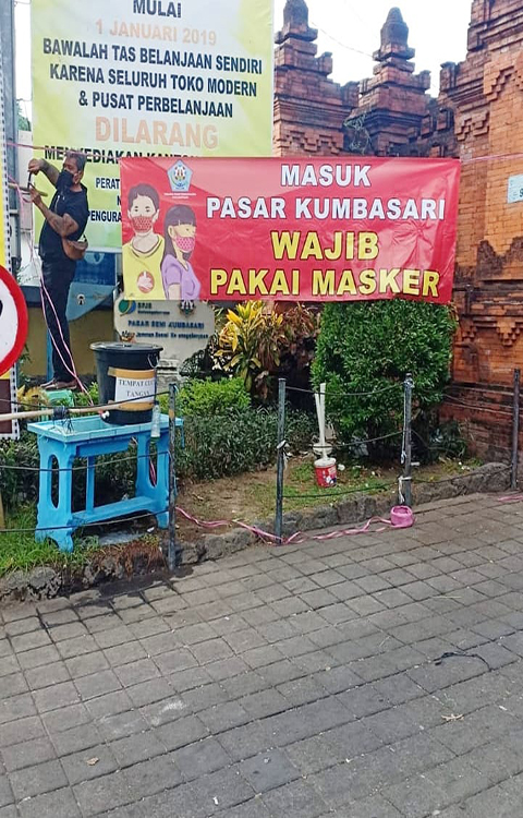 Masuk Pasar Kumbasari Wajib Pakai Masker