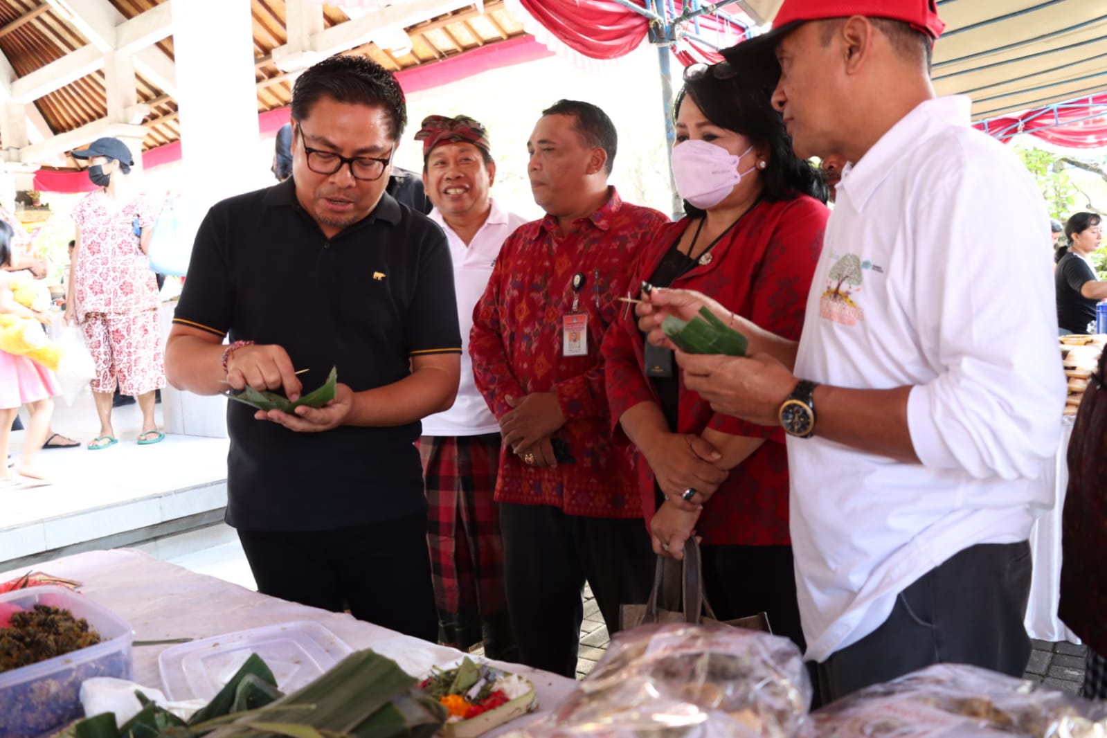 Kendalikan Harga Bahan Pokok Pemkot Denpasar Gelar Pasar Murah di Pedungan 
