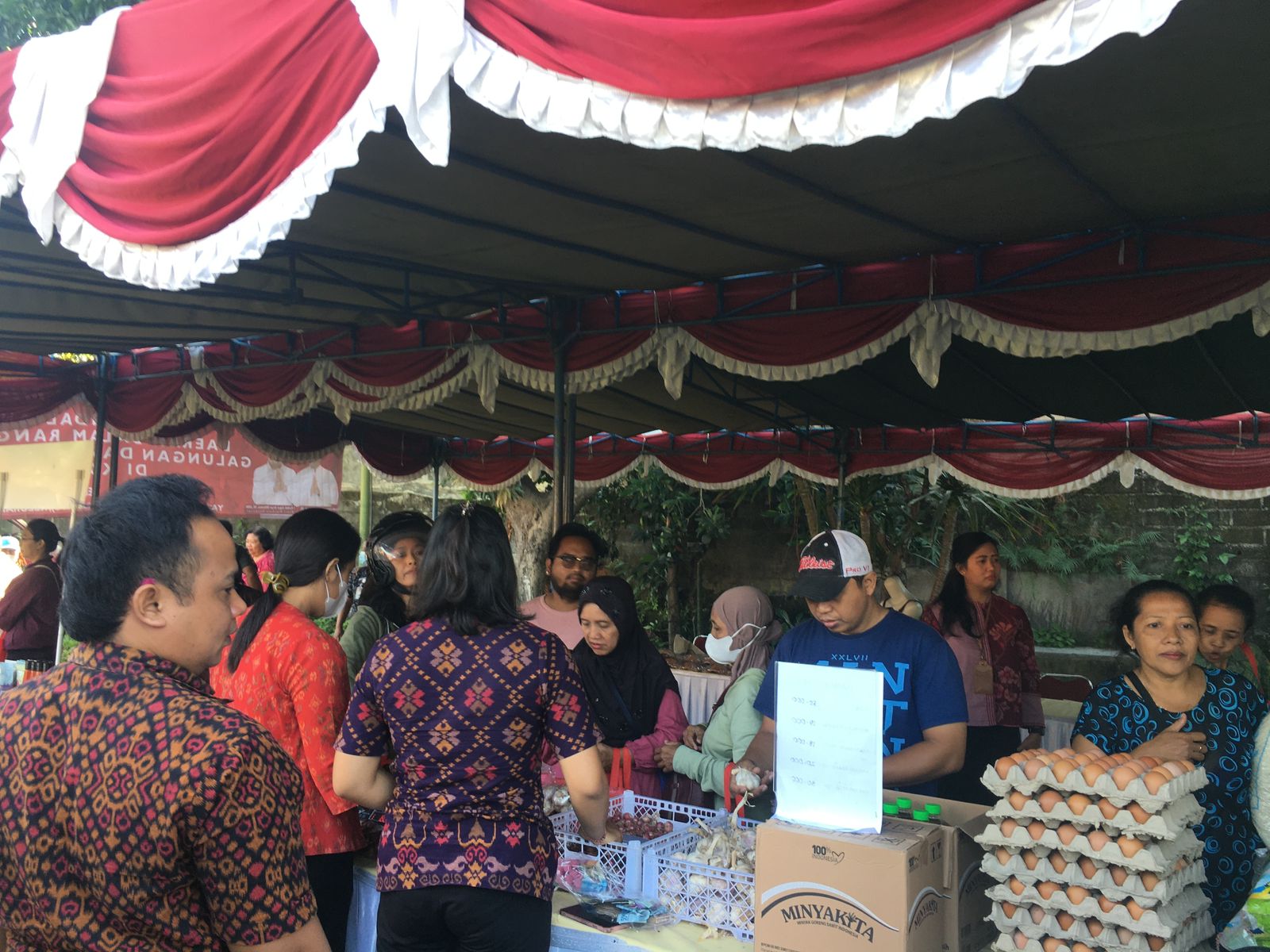 Tekan Inflasi , Perumda Pasar Sewakadarma Gelar Pasar Murah
