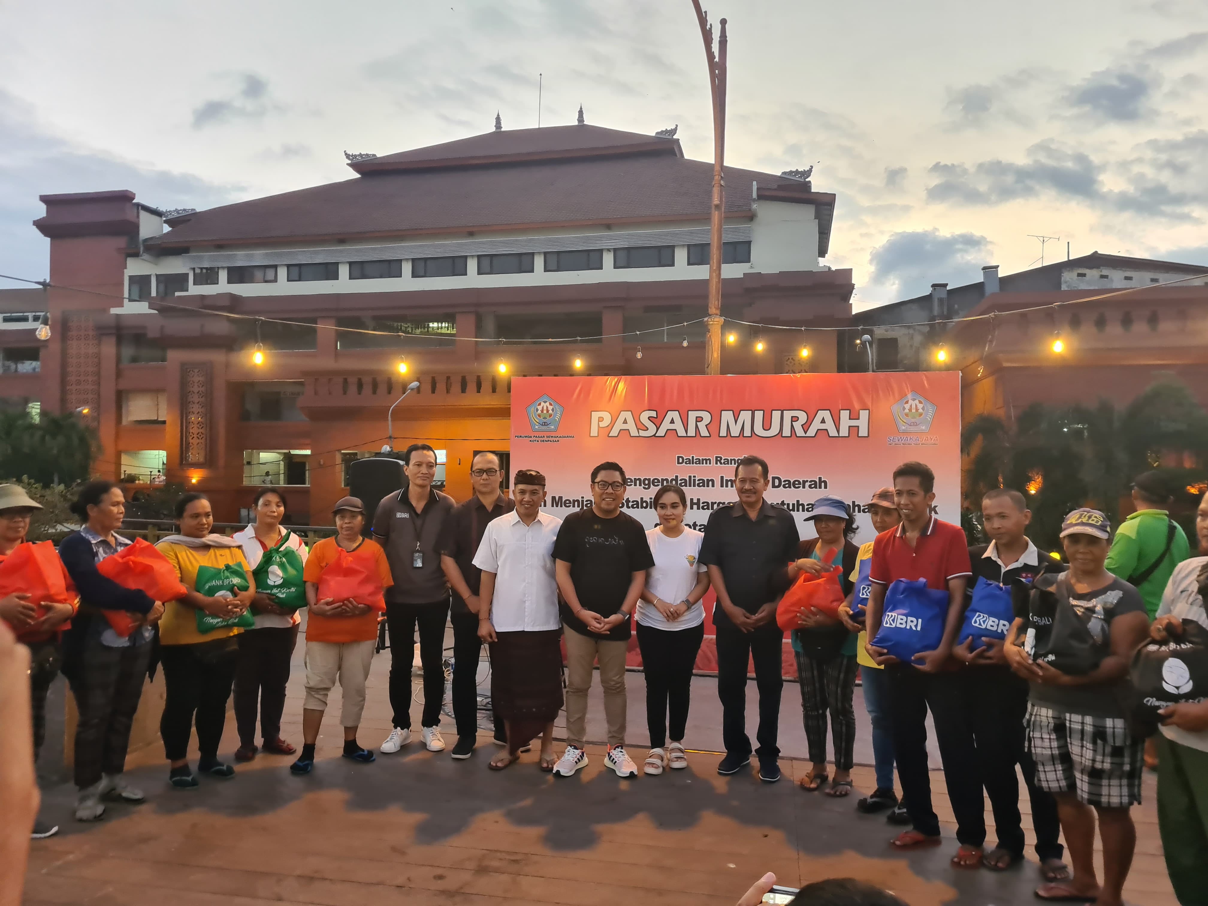 Pasar Murah di Plaza Pasar Badung 