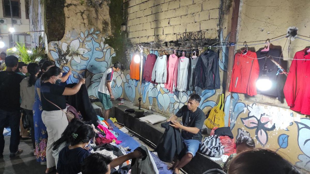 Stop , Pedagangan Produk Impor Pakaian Bekas