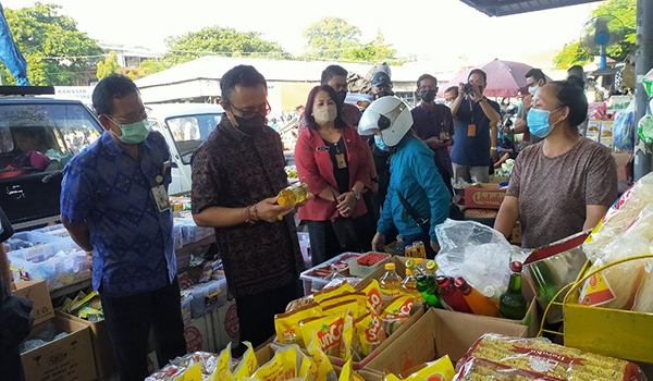 Wali Kota Jaya Negara Pantau Harga Bapok di Pasar Kreneng