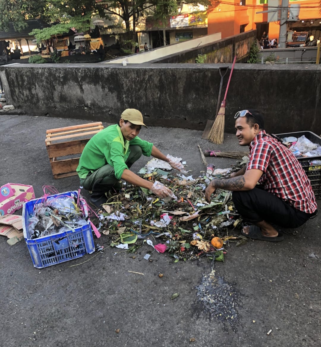 Tangani Sampah Plastik Berdayakan Masyarakat dan TPST